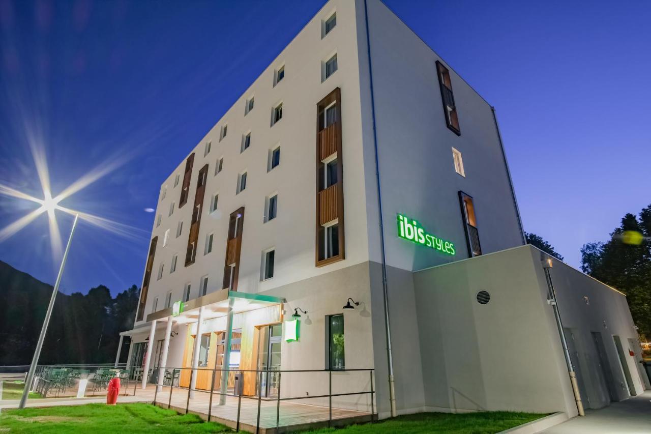 NEW ibis Styles Albertville Exterior foto