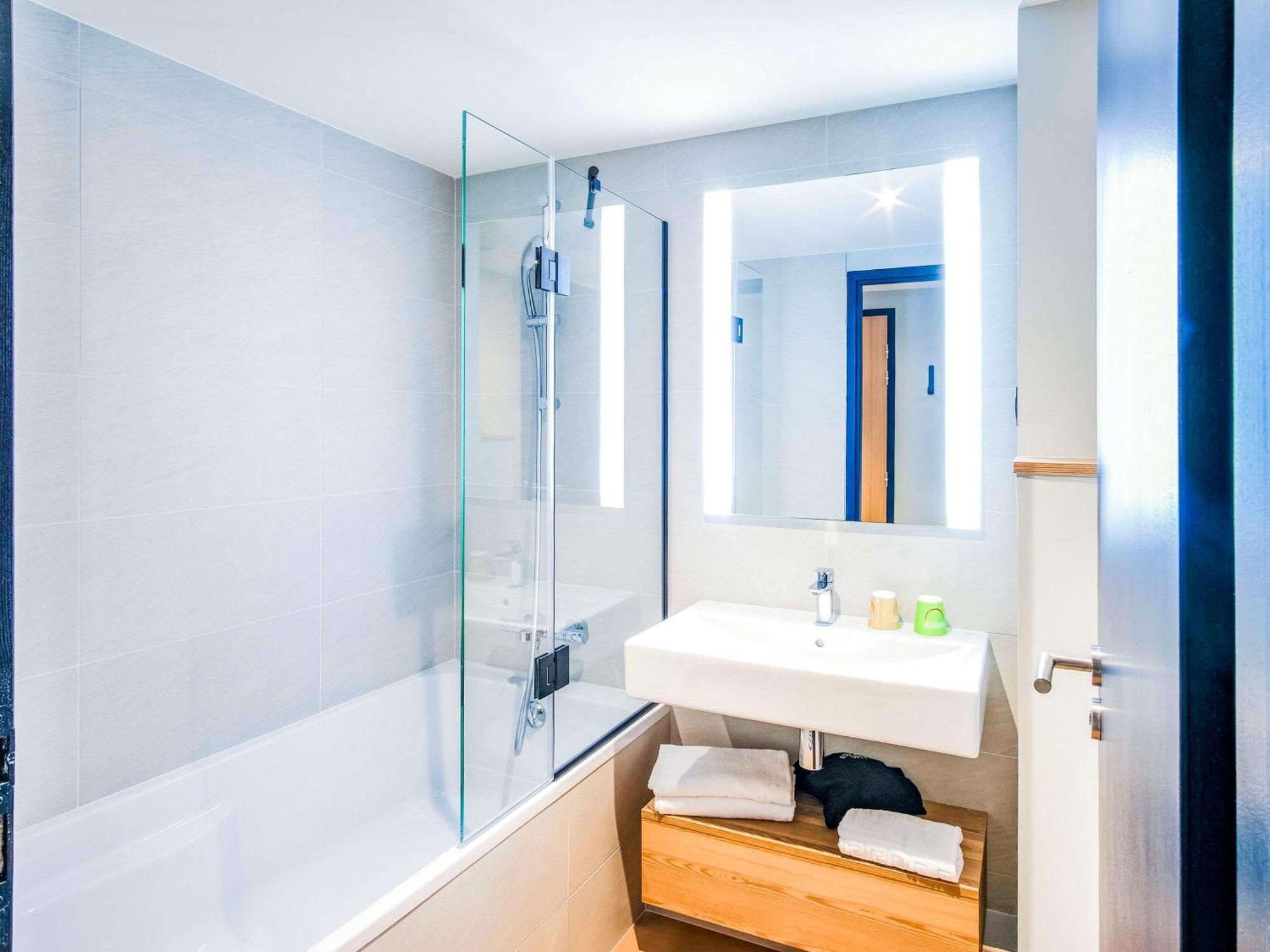 NEW ibis Styles Albertville Exterior foto