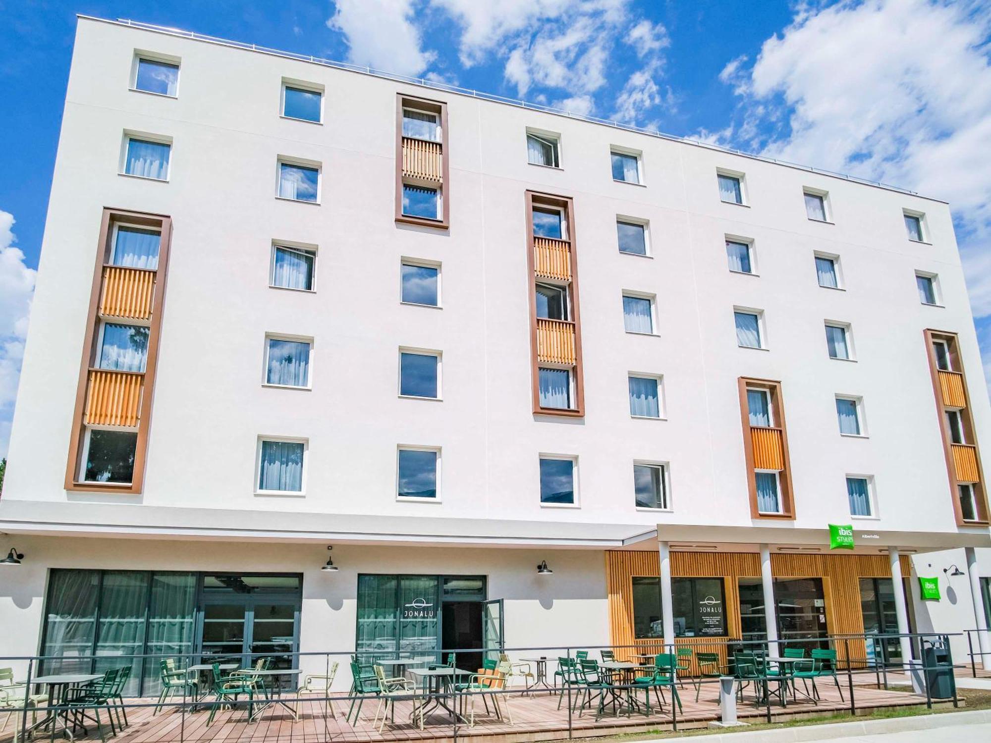 NEW ibis Styles Albertville Exterior foto